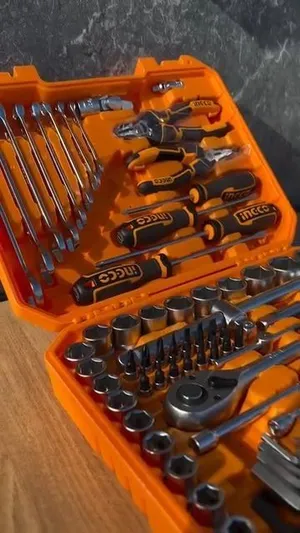 طقم بوكس 105 قطعة SUPER INGCO   بوكس ورشة كامل - فيه كل شي: مفاتيح شق، بلايس، مفكات،