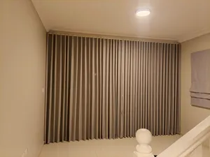curtains WiFi America and blinds roll Woody alminium