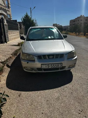 سيارة هيونداي فيرنا 2010 موديل صالون سيدان فضي، مرخصة، أوتوماتيك، بنزين، مواصفات كوريا