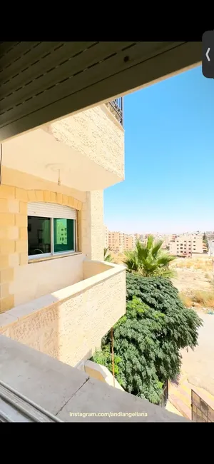شقه للبيع في جبل المغير من المالك مباشرة