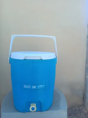 حافظة ماء / ترمس كبير بولر شغال (للمعاينة والتجربة) الماركة: بولر (Polar) الموديل: حافظة ماء كلاسيك