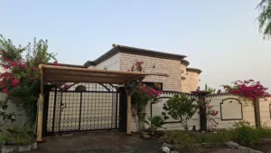 فيلا للبيع صحار/ عمق قريب ميناء صحار 50  الف
