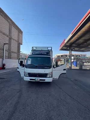 ميتسوبيشي كانتر 2014