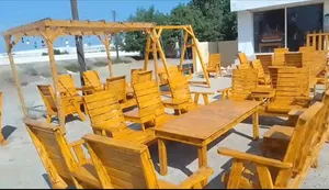 جلسات خشبية شتوية للمة العائلة