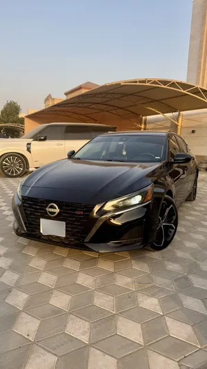Nissan Altima 2023 SR