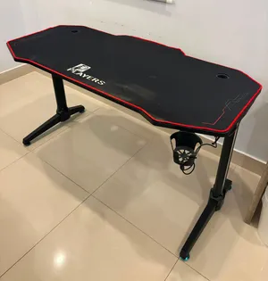 طاولة قيمنق Players للبيع