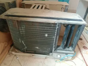 window AC1,5ton for sale. good working condition