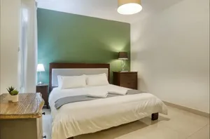 شقه للبيع في جبل اللويبدة 15563