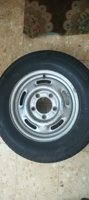 جنط سبير بحالة جيدة جدا مستعمل مقاس 15