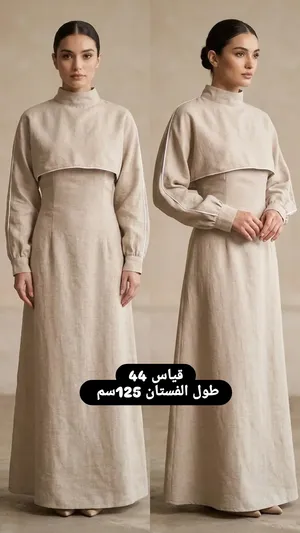 فستان محجبات اللون بيج الكول والقياس مكتوب السعر 10 الالف