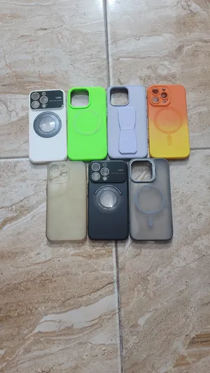 كفرات iPhone 13 Pro عددهم 7 كفرات بحالة جيدا جدا