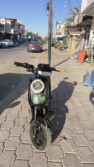 للبيعR9جديده مستخدمه شهرين فقط الي يحب يتواصل ع خاص او ع رقم