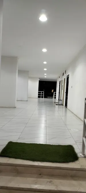 للايجار شقه غرفه وصاله وحمام ومطبخ عائلات وافدون فقط صباح السالم قطعه 3