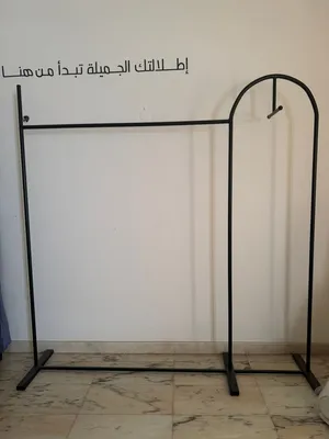 اغراض لمحل فساتين مستعمل