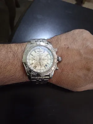 ساعة فخمة للبيع Breitling master copy
