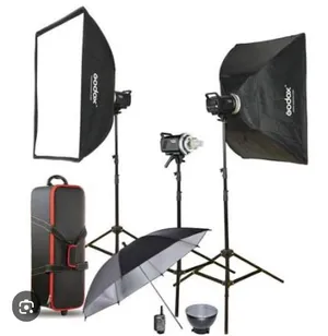 2 Godox DE300 Studio Flash Light full kit used like new