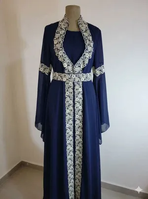 للبيع قفطان ملكي