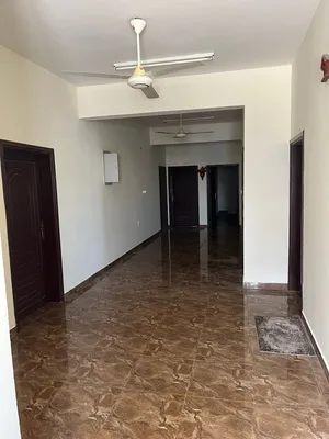 شقة للايجار الموالح الجنوبية للعوائل فقط
