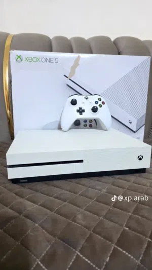 نبي نبدل بليستيشن فور بي اكس بوكس ون اس ون تيرا مستعمل نضيف