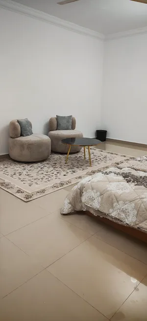 200 m2 2 Bedrooms Apartments for Rent in Muscat Al Maabilah