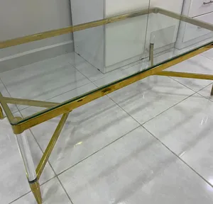 طاولة ضيافه
