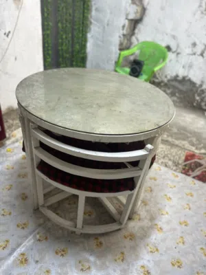 ميز طعام خشب