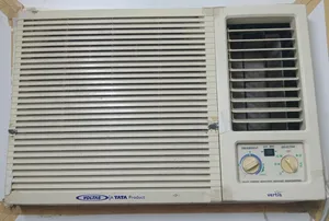 VOLTAS 1.5 Ton Air Conditioner For Sale Excellent Condition Works Properly No Damage First Owner