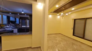 شقة للبيع – شفا بدران الموقع: شفا بدران – خلف الجامعة التطبيقية المساحة: 109 م2 السعر نهائي 58000