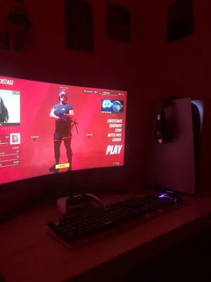 شاشه سامسونك اوديسي G5 منحنيه حجم27 بوصه مستعمله 3 اشهر فقط كل اغراضهة وكارتونتهة وياهة اخت الجديدة