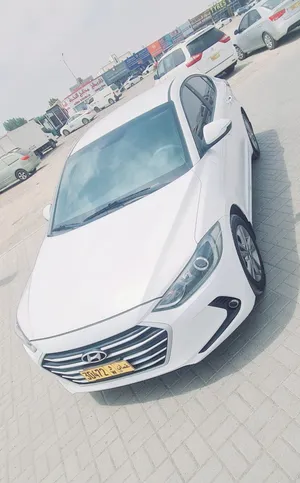 يتوفر لدي سيارات للبيع ويتوفر نظام التقسيط we sell Cars and monthly instalment available