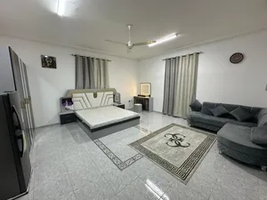 استديوهات وشقق وغرف مفروشه وغير مفروشه للايجار Studios, apartments and rooms