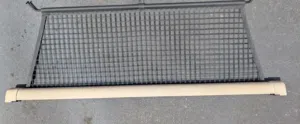 Range Rover L322 (03 to 12) Retractable Mesh Pet Cargo Cover