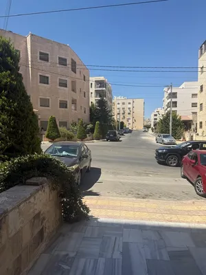شقة غير مفروشة للإيجار – تسوية أولى  جبيهة حي ام زويتنية خلف مسجد جبران  عمارة رقم 22