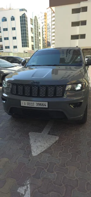 Used Jeep Grand Cherokee in Sharjah