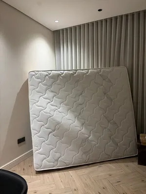 مرتبه شبه جديده مضمونة الجوده والنظافه