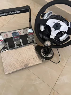 دركسون من شركة thrustmaster نوع t500rs معا قير شغال بدون مشكال يشتغل على كل العاب السيارات تقريباً