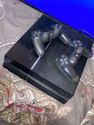 للبيع بلايستيشن 4 مهكره