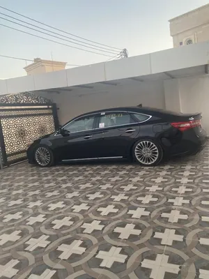Used Toyota Avalon in Dhofar