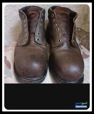 حذاء سيفتي امريكي ريد وينگز جلد طبيعي ضد الانزلاق ضد الاحتراق والصدمات ضد الرصاص قياس 44 مكاني بصرة