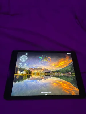 أيباد 8 بحالة ممتازة - ipad 8 in good condition