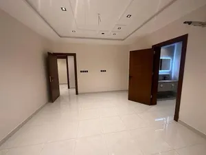 شقة تشطيب حديث في شهداء عبد الجليل
