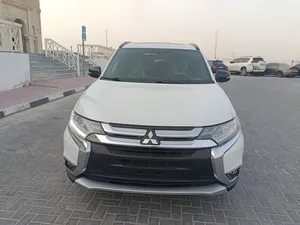 Mitsubishi Outlander 2018 model USA full option 7 seater 4 by 4