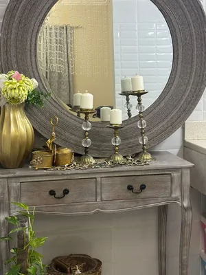تسريحه شعر مع مرايا مع كبد كبير
