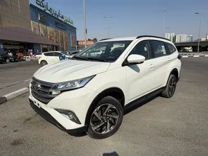 Toyota . Rush . 2020 . Used3