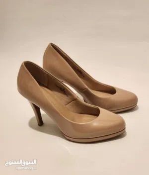 M&S Cushiond Heels Size 39