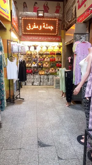 محلات للبيع وسط البلد بجانب مطعم انوار القدس