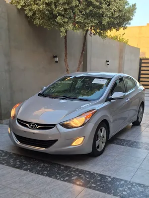 2013 Hyundai Elantra, Gls النترا