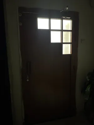 باب الالمونيوم ضد صداء