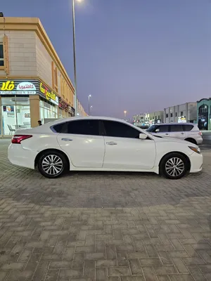 نيسان التيما sv2016 نضيفة