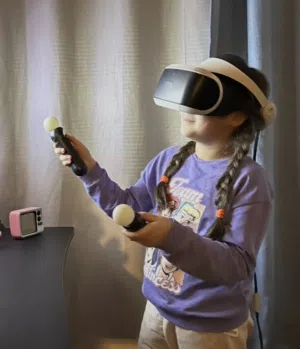 VR sony جهاز الواقع الافتراضي